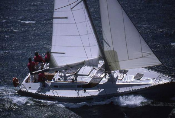 Oceanis390 01